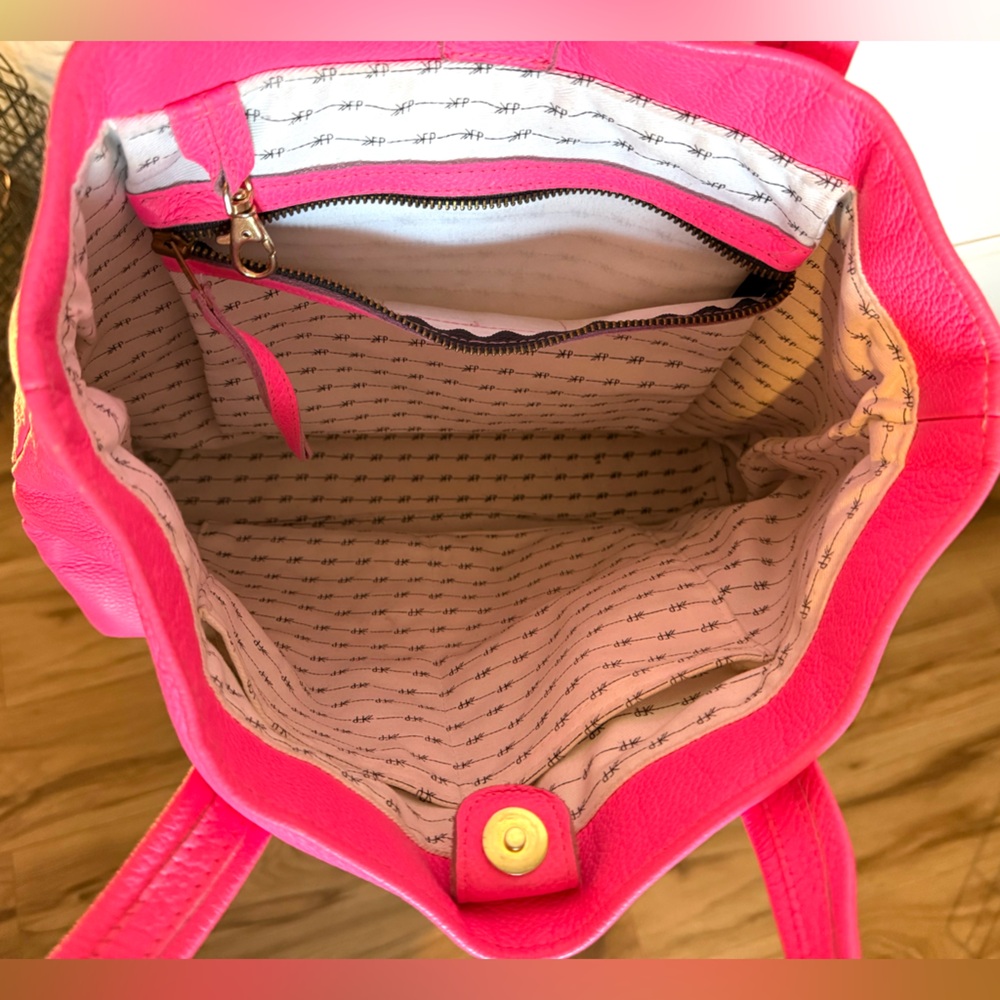 EUC: Freshly Picked, Vibrant Pink leather tote bag - no longer made - Picture 2 of 2